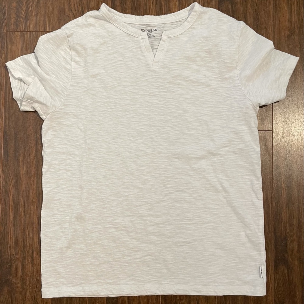 Express Large Henley T-Shirt New without Tags